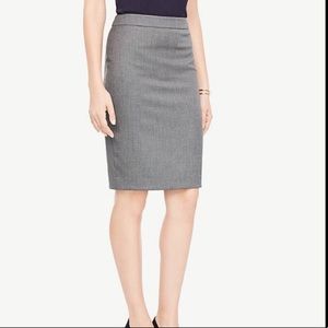 ▫️J. Crew No. 2 Pencil Skirt, Grey▫️ Like New!